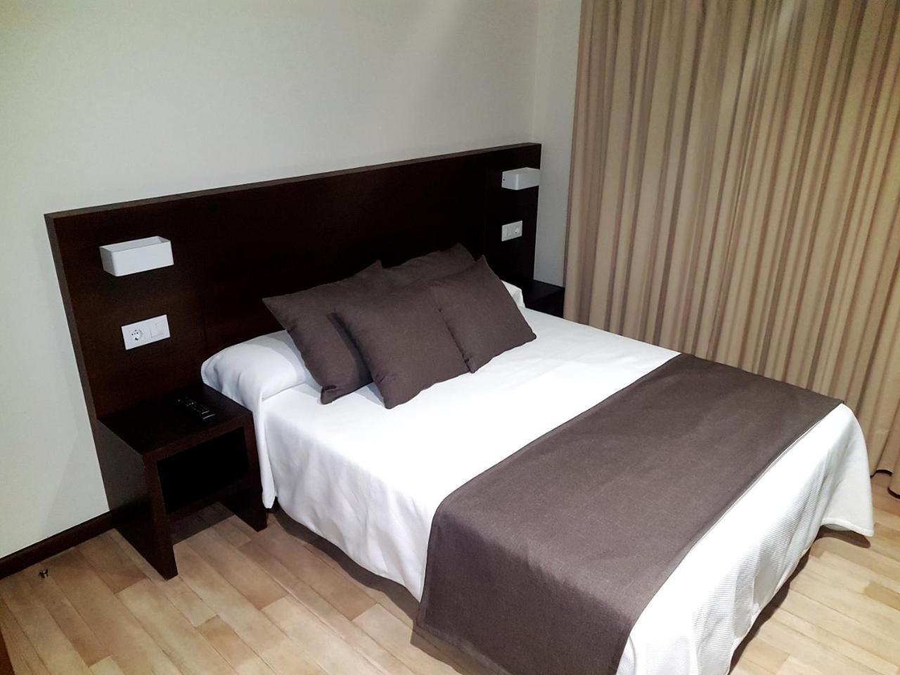 Hotel Complejo O Pineiral A Fonsagrada Esterno foto